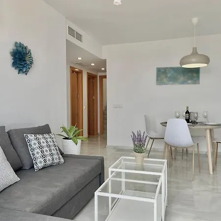 ático Con Vistas Al Mar Y En Apartamento